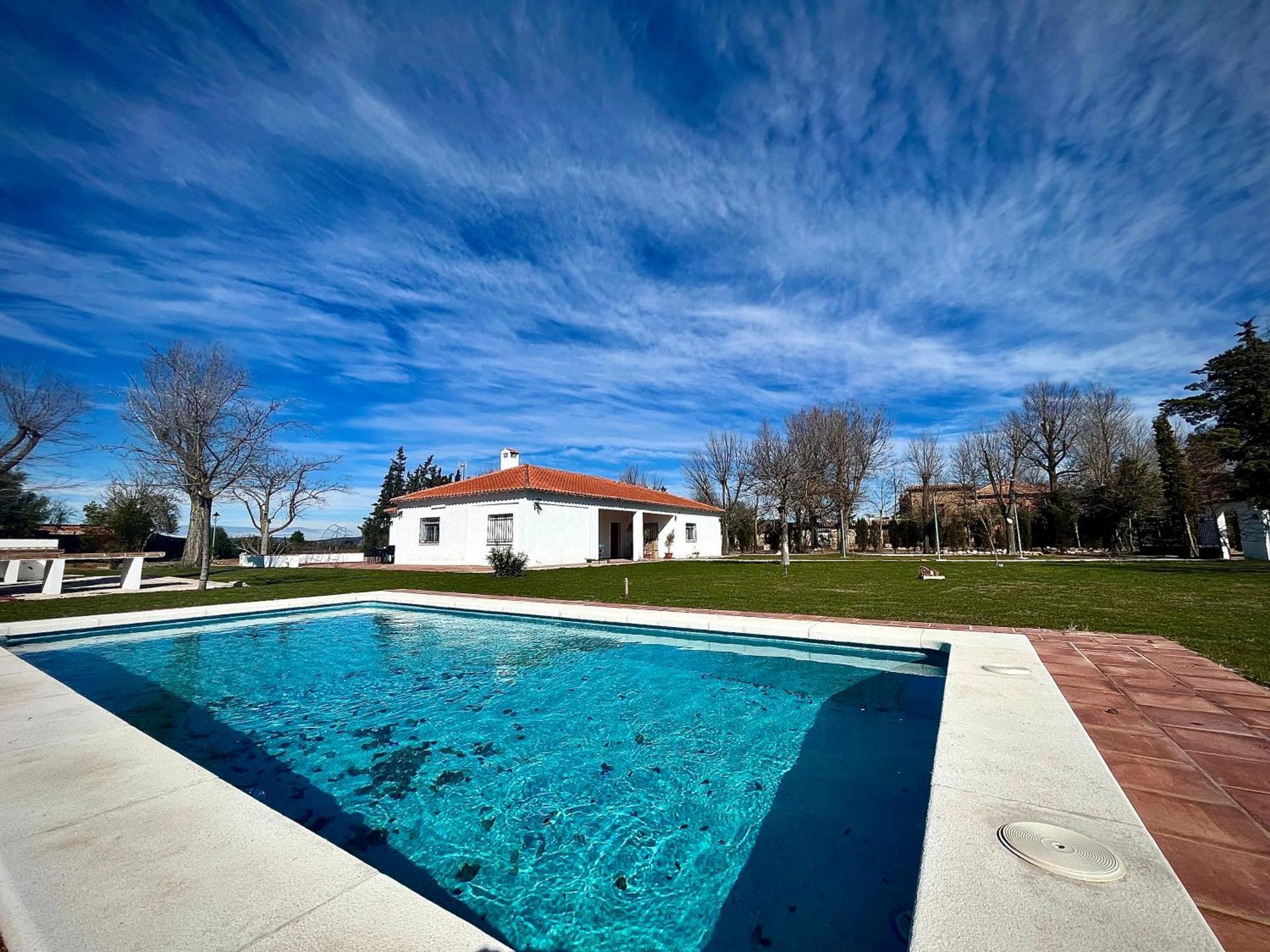Villa Mercedes Argamasilla de Calatrava 외부 사진
